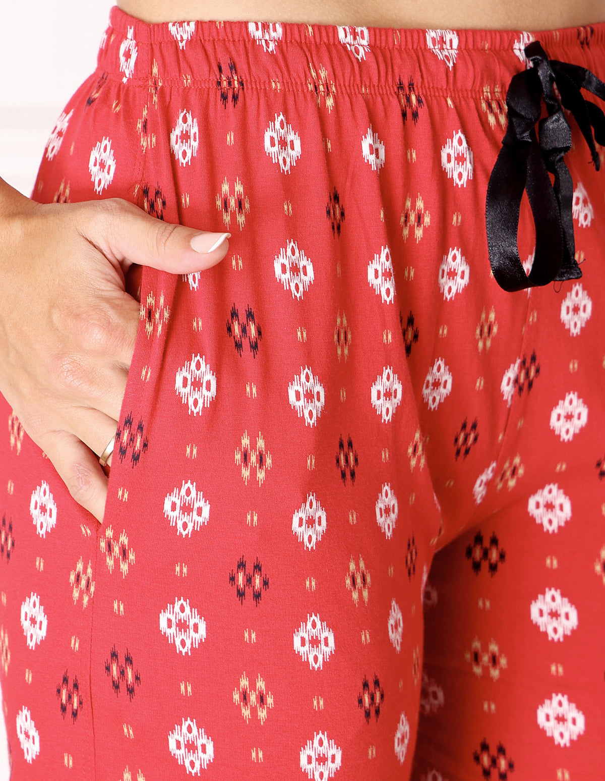 Bodycare Women’s Black & Red Printed T-Shirt & Capri Co-ord Set for Everyday Wear-BSCS16022