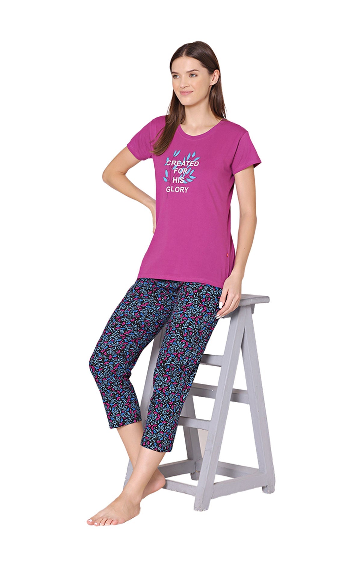 Bodycare Womens Combed Cotton Printed Tshirt & Capri Set-BSCS16008