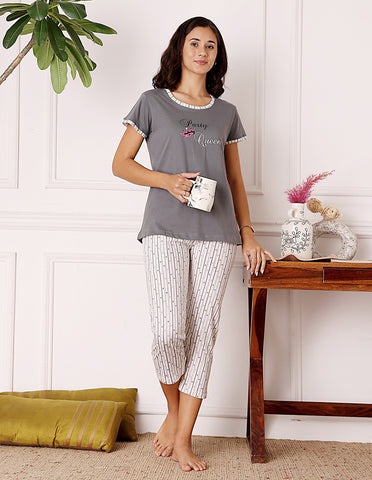 Bodycare Women’s Grey & White Printed T-Shirt & Capri Co-ord Set for Everyday Wear-BSCS16040