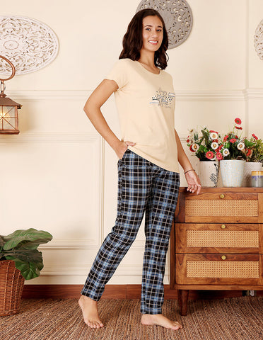 Peach & Black Cotton Nightsuit for Women by Bodycare – Printed T-Shirt & Pyjama Set-BSLS11058