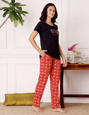 Black & Blue Cotton Nightsuit for Women by Bodycare – Printed T-Shirt & Pyjama Set-BSLS11066