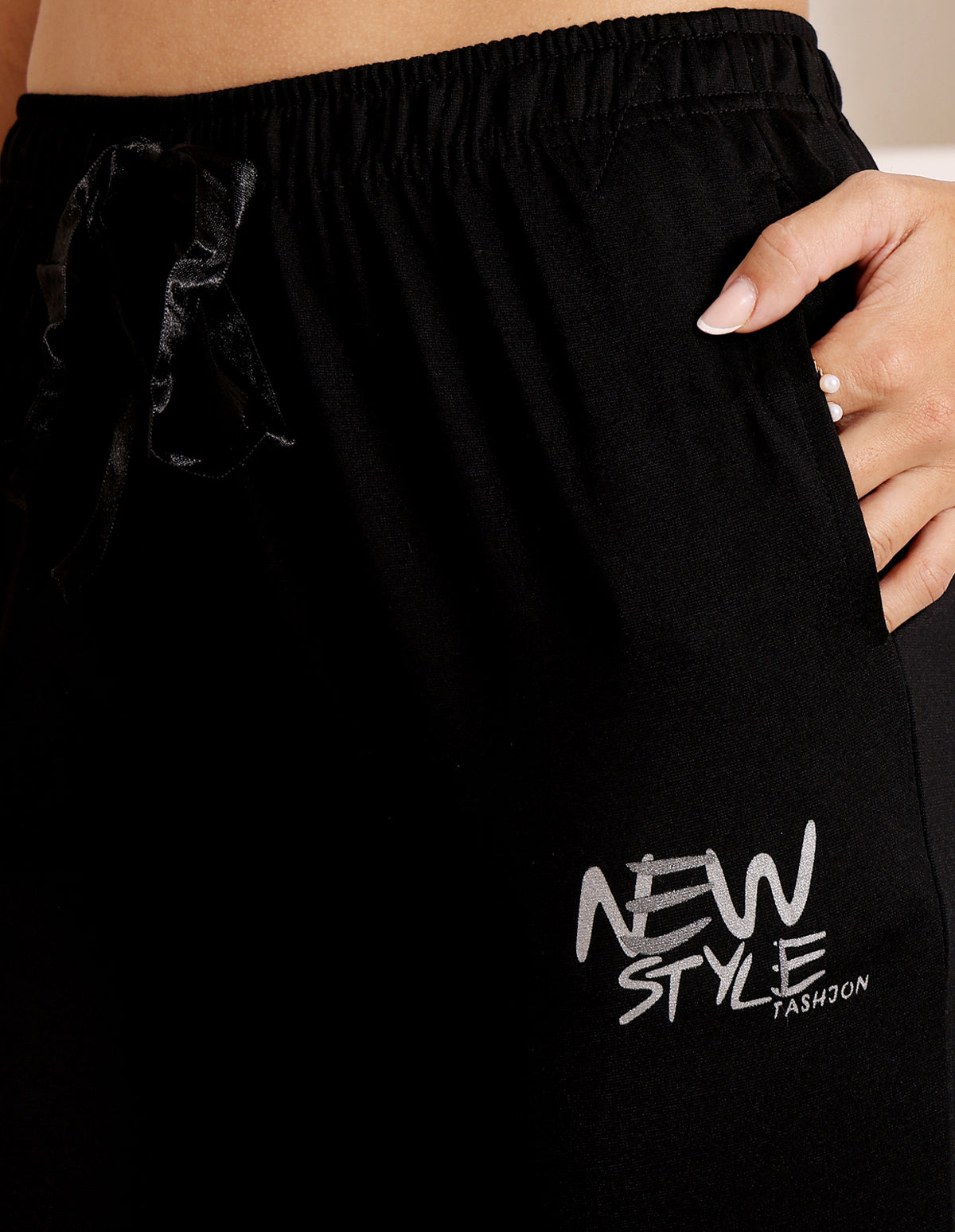 Black Cotton Nightsuit for Women by Bodycare – Printed T-Shirt & Pyjama Set-BSLS11518